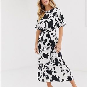 ASOS DESIGN ruched skirt midi dress in cow print NWT size 2